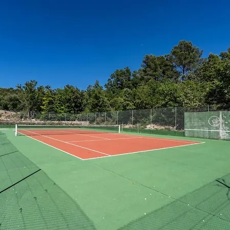 Avec Tennis & Piscine, 10min Aix-en-provence - Les Vignes Villa