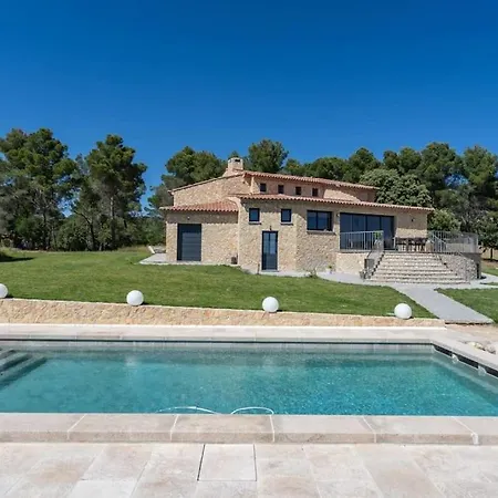 Avec Tennis & Piscine, 10min Aix-en-provence - Les Vignes Villa