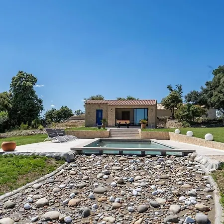 Villa Avec Tennis & Piscine, 10min Aix-en-provence - Les Vignes Puyricard